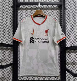 Liverpool - Maillot troisième kit pour la saison 24/25 - Urban 11